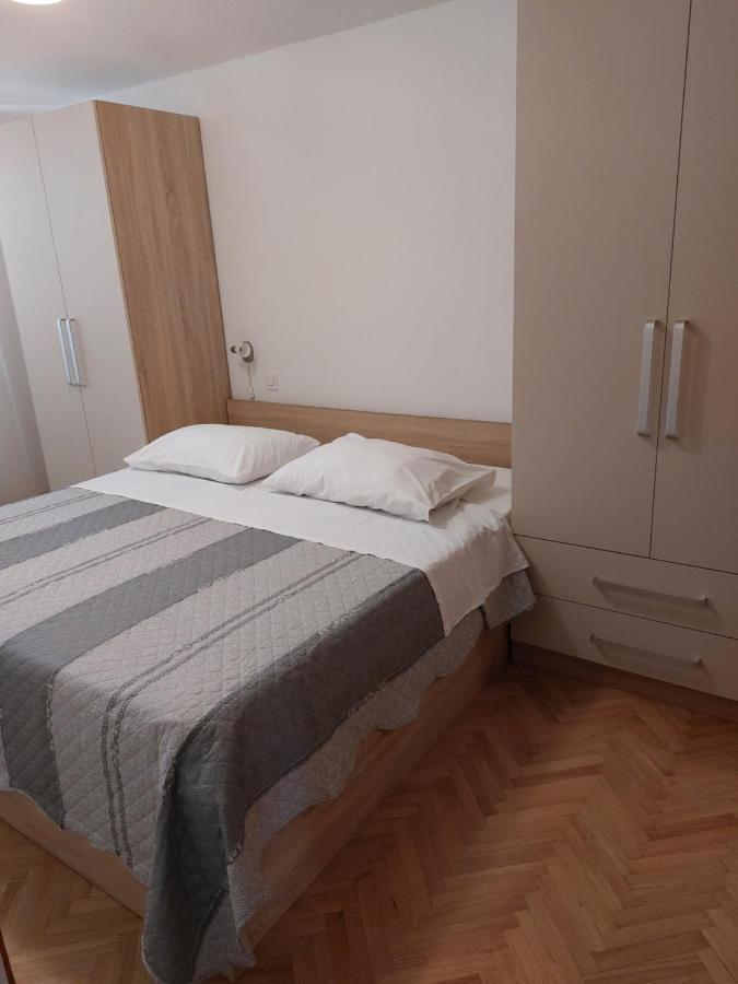 Apartments Mlacovic Rab Town Kültér fotó