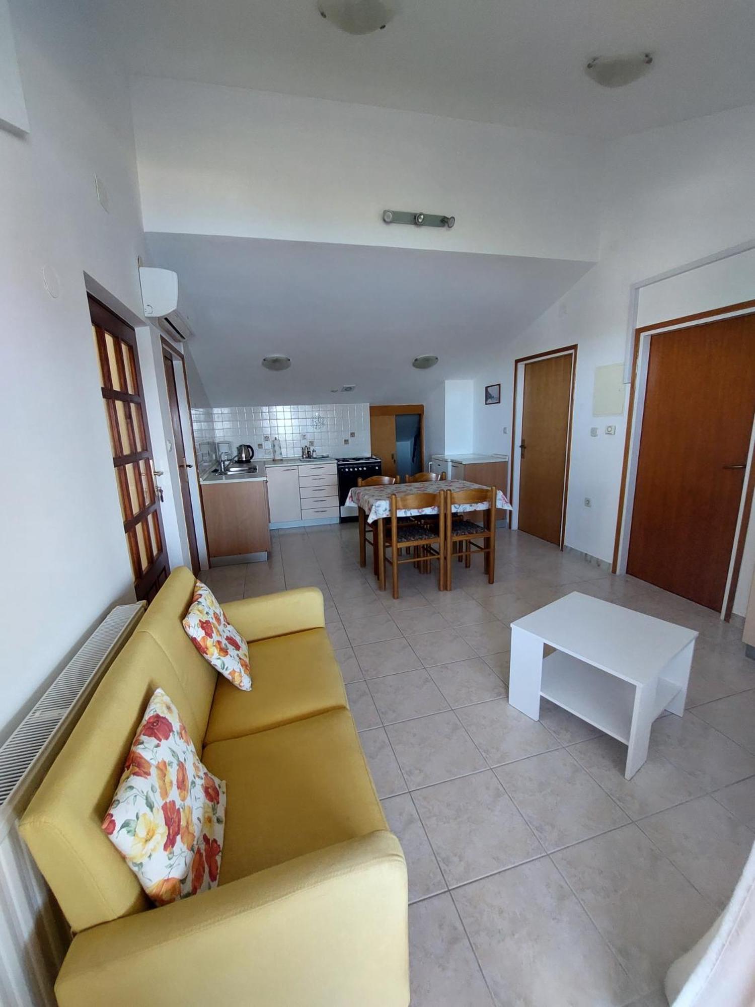 Apartments Mlacovic Rab Town Kültér fotó